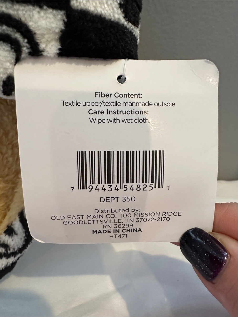 Bobbie Brooks Plush Slippers Black White Checkered Smiley Flower Size L 9-10 New - Picture 6 of 6